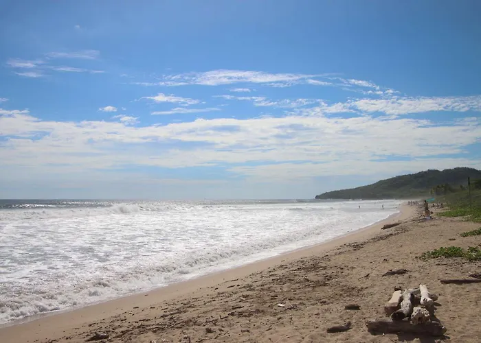 Serenity 4 Bedroom 1 Min Walk To The Santa Cruz (Guanacaste)