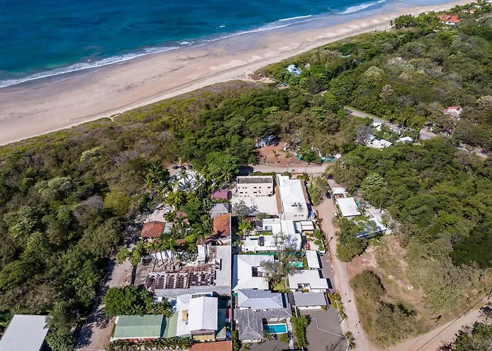 Serenity 4 Bedroom 1 Min Walk To The Сasa de vacaciones *