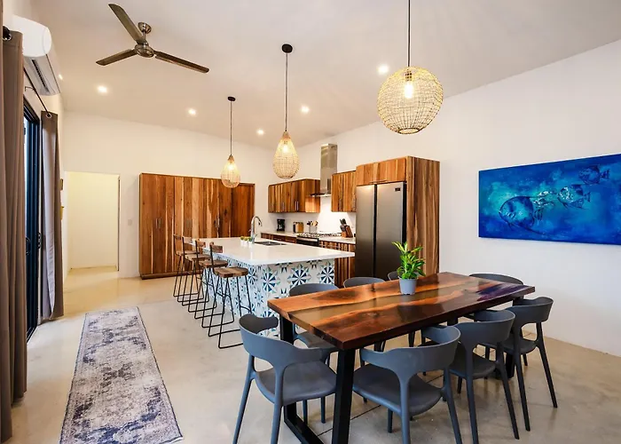 Сasa de vacaciones Serenity 4 Bedroom 1 Min Walk To The