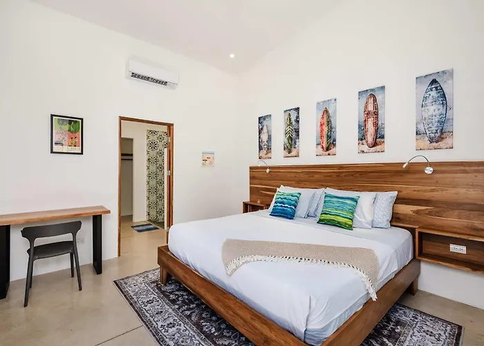 Serenity 4 Bedroom 1 Min Walk To The Сasa de vacaciones Santa Cruz (Guanacaste)