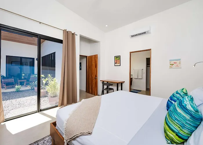 Serenity 4 Bedroom 1 Min Walk To The * Santa Cruz (Guanacaste)