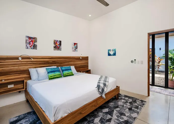 Сasa de vacaciones Serenity 4 Bedroom 1 Min Walk To The *